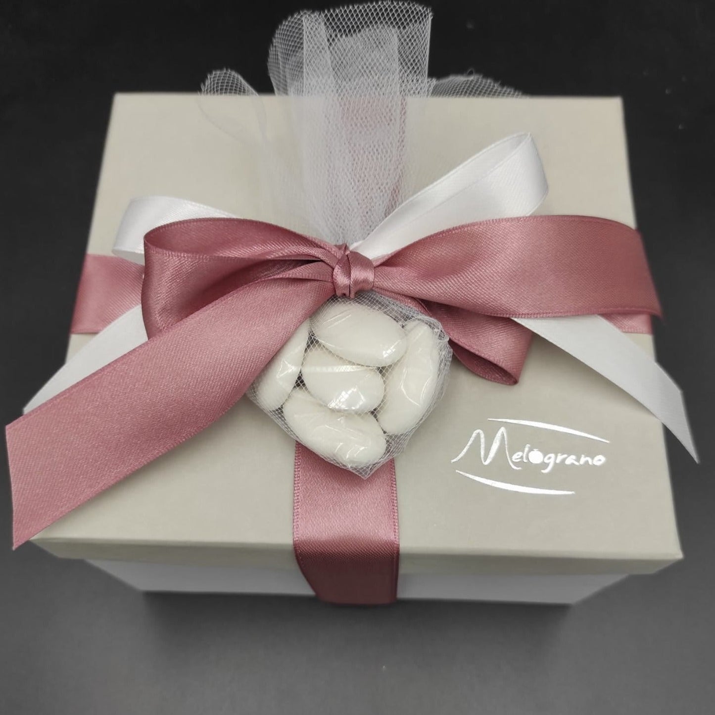 Packable Dream Face Statue Wedding Favor
