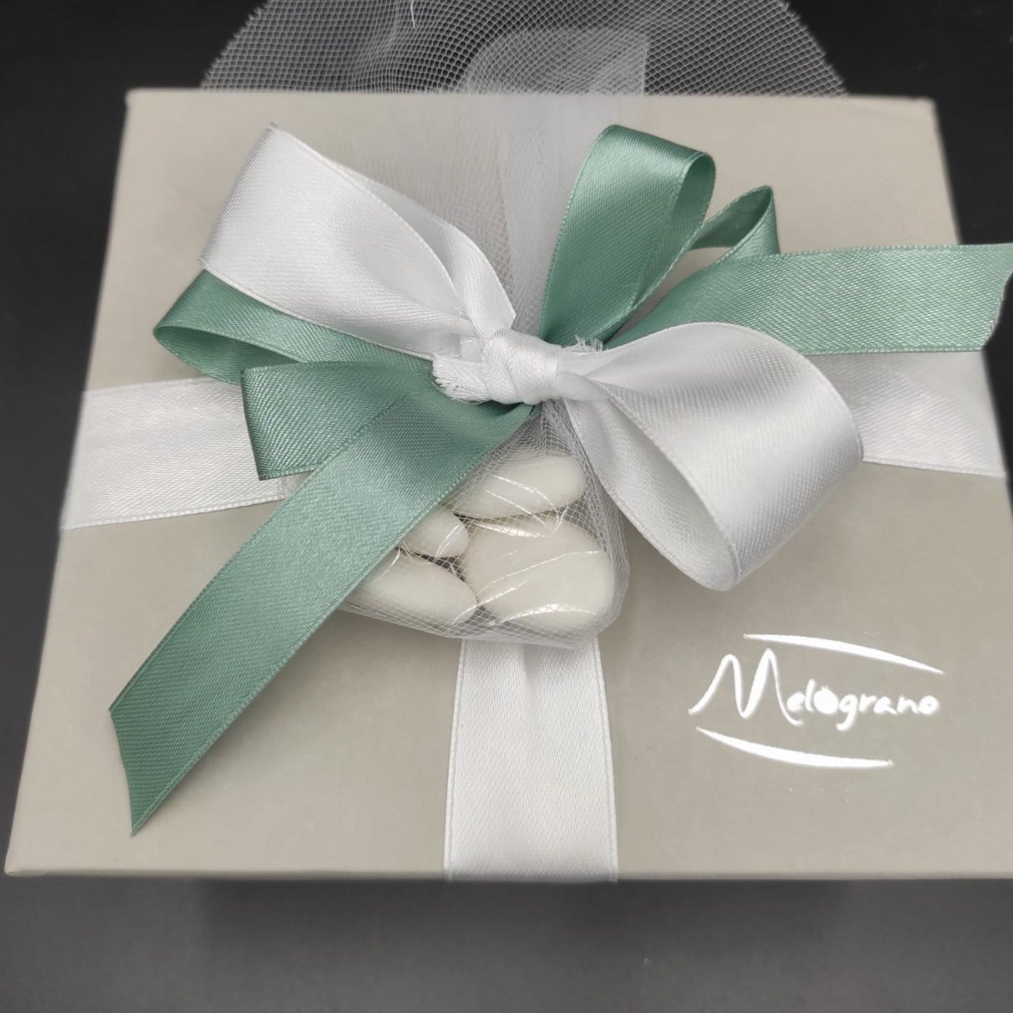 Packable Dream Face Statue Wedding Favor