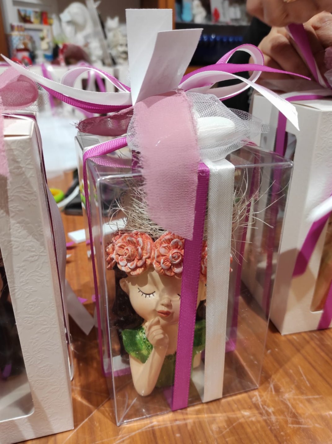 Favor Vase Face Little Girl Flowers CBR