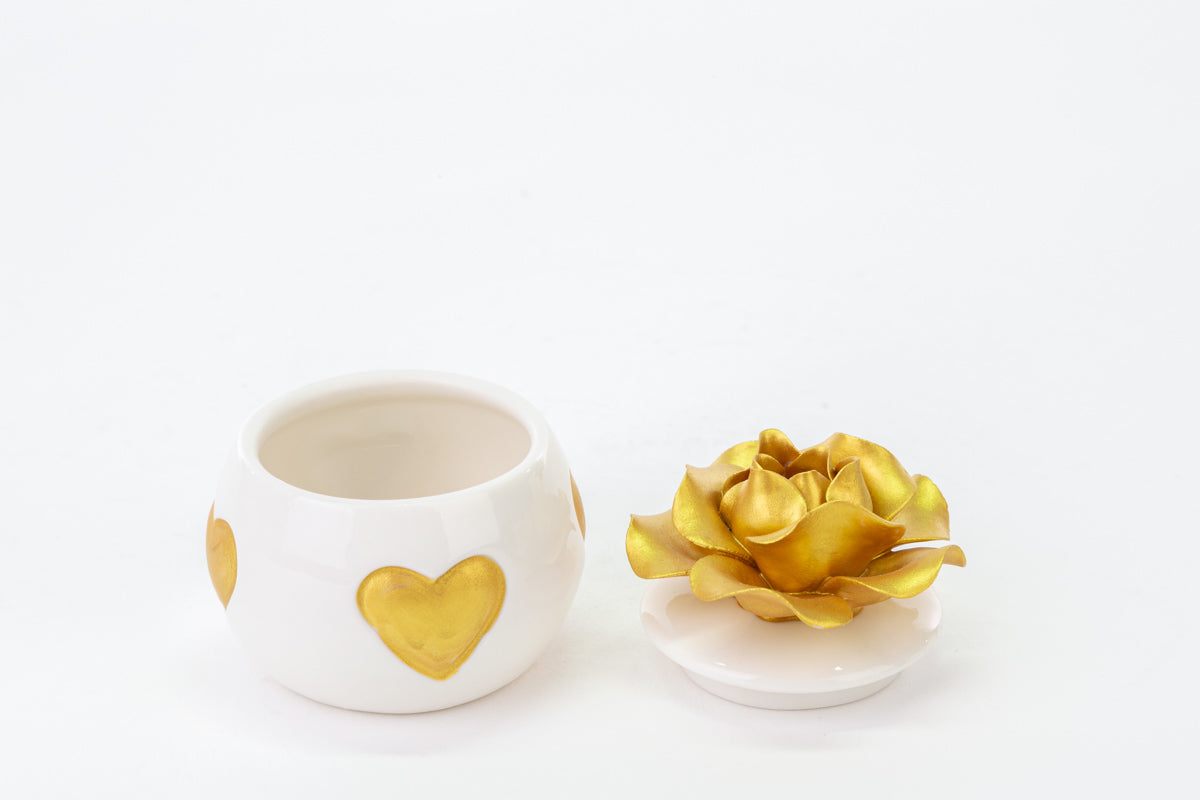 Le Stelle Porcelain Roses and Hearts Perfumer Favor