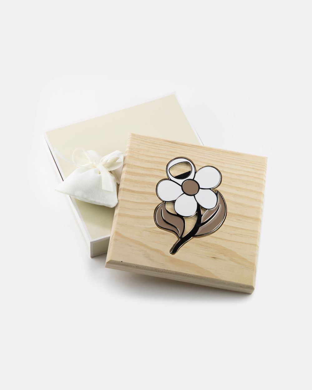Dessous de plat en bois pour faveur de mariage avec décapsuleur émaillé Margot
